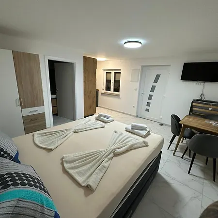 Monatana Apartements Kruševo